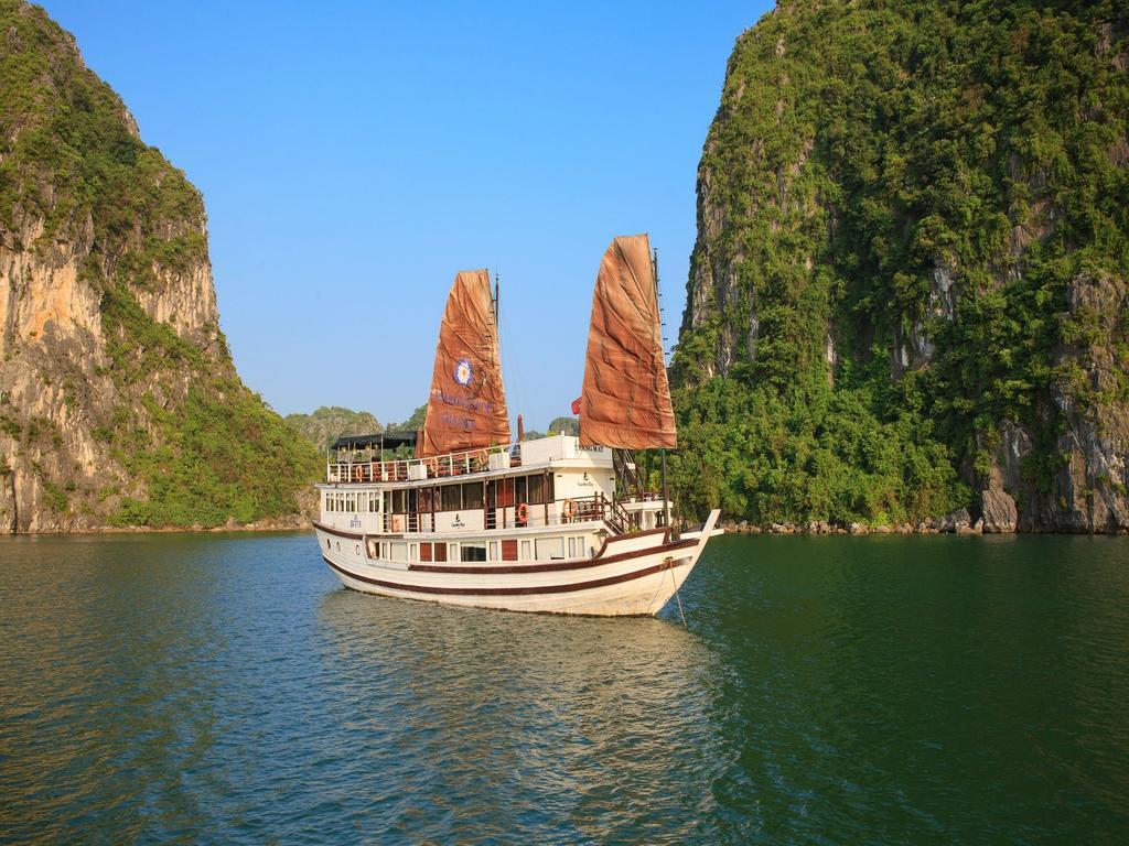 Hotel Garden Bay Luxury Cruise Ha Long Exteriér fotografie