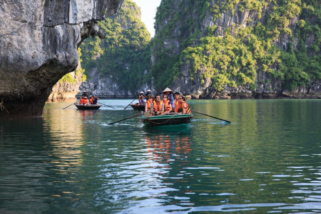 Hotel Garden Bay Luxury Cruise Ha Long Exteriér fotografie